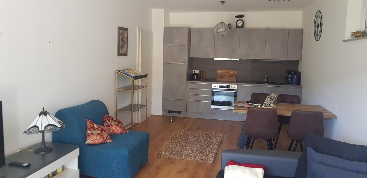 Ferienwohnung Karasek Deluxe 赛特朵夫 外观 照片